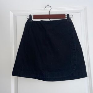 Black corduroy wrap around skirt! Size S.